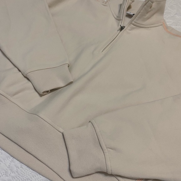 Athleta Forever Fleece 1/2 Zip High Hip Sweatshirt - Picture 10 of 10